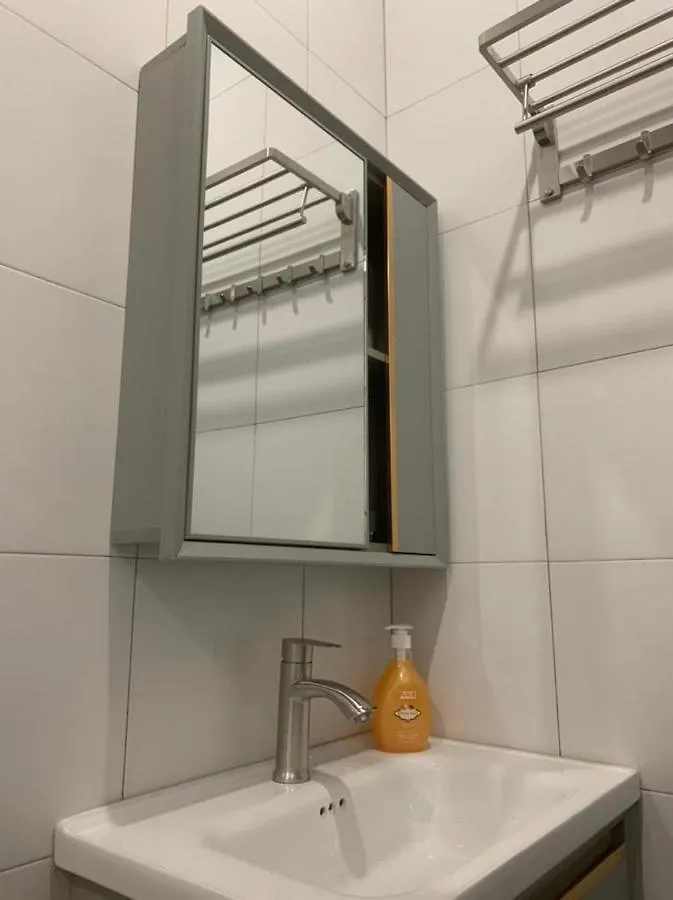 Kota Permai Free N Easy Interior Букит-Мертаджам